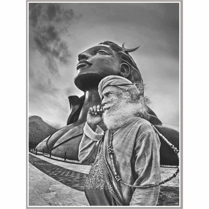 Sadhguru Photo Book by Raghu Rai (Standard Edition) - Isha Life AU